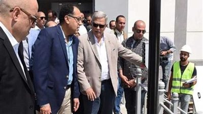 رئيس الوزراء يتفقد المنطقة التكنولوجية بمدينة بني سويف الجديدة