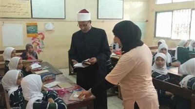 وكيل الأزهر يتفقد معاهد مدينة نصر