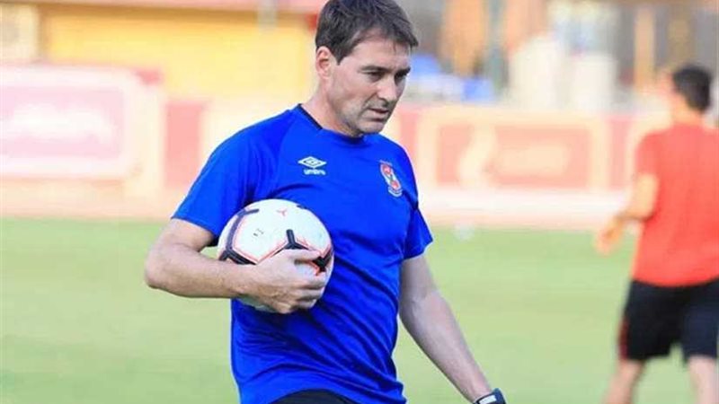 فايلر يعلن تشكيل