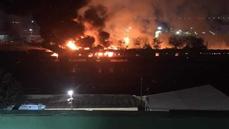 السيطرة علي حريق