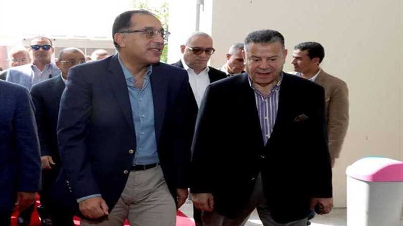 مدبولي يتفقد الثانوية