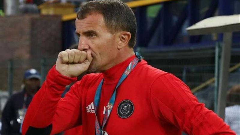 ميتشو يجهز شيكا وشرقي