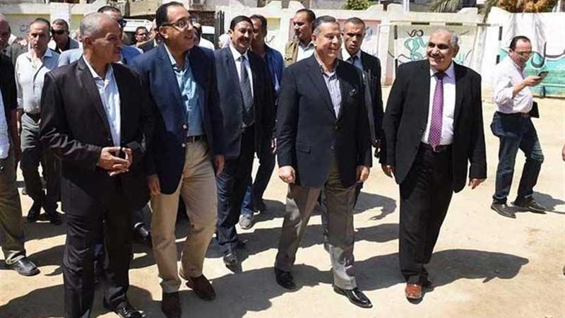 رئيس الوزراء يلتقى