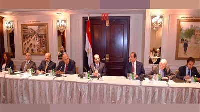 تفاصيل اجتماع الرئيس السيسي مع مجموعة من الشخصيات المؤثرة بالمجتمع الأمريكي