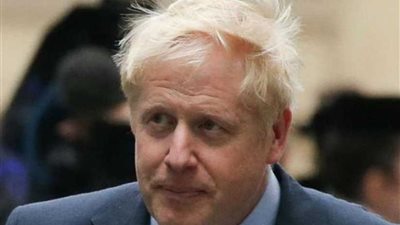 وزيرة في حكومة الظل البريطانية: جونسون ضلّل الملكة والشعب