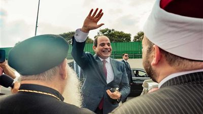 الرئيس السيسي يعود إلى أرض الوطن بعد مشاركته في اجتماعات الجمعية العامة للأمم المتحدة