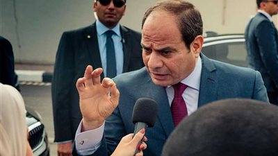 عاجل.. الرئيس السيسي: لا يمكن خداع المصريين والشعب أصبح أكثر وعيا ولا داعي للقلق (فيديو)