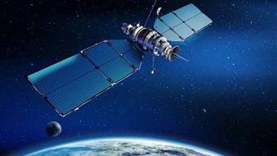 روسيا تطلق قمرا جديدا في إطار منظومة الإنذار المبكر