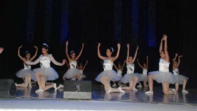 البيانو والباليه في حفل 