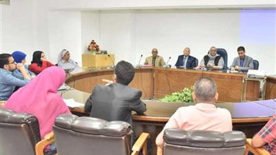 وفد وزارة التنمية المحلية يختتم زيارته لأسيوط