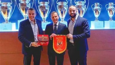 تفاصيل اجتماع وفد الأهلي في ريال مدريد‬
