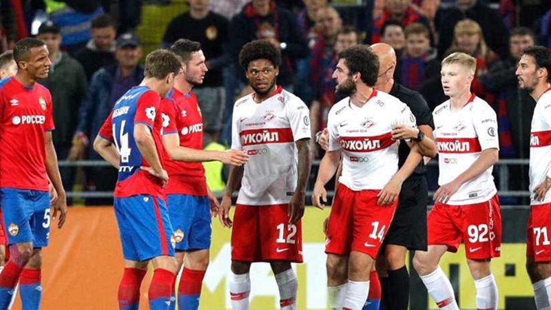 تسيسكا وسبارتاك وزينيت