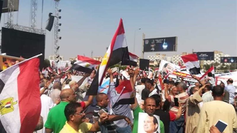 احتفالية تأييد حاشدة