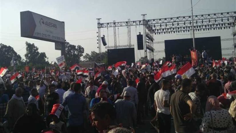 الخشن: تجمعات المصريين