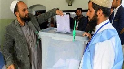 مد فترة التصويت في الانتخابات الرئاسية الأفغانية ساعتين إضافيتين