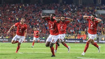 الشيخ وديانج يقودان تشكيل الأهلي لمواجهة كانو سبورت