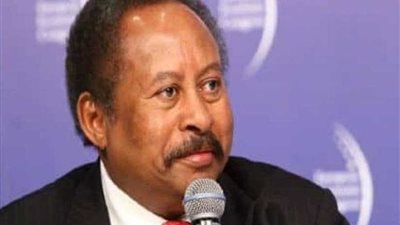 رئيس وزراء السودان يبدأ زيارة إلى فرنسا