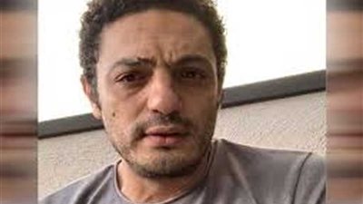 بلاغ يتهم الهارب محمد علي بالاشتراك في محاولة اغتيال الرئيس
