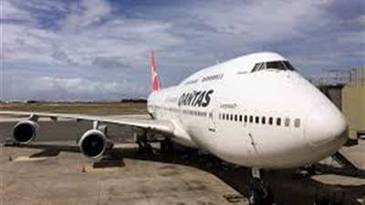 هبوط اضطراري لطائرة استرالية بعد انفجار أحد إطاراتها