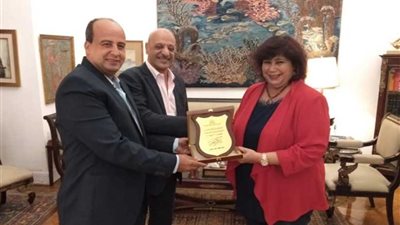 وزيرة الثقافة: مهرجان مسرح الجنوب حقق نجاحاً في الوصول للقرى والنجوع