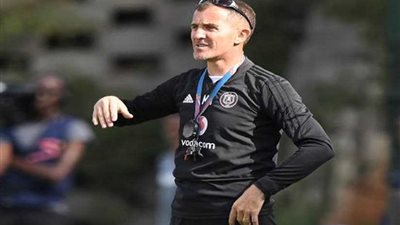 ميتشو يفاجئ بوطيب ومصطفى محمد