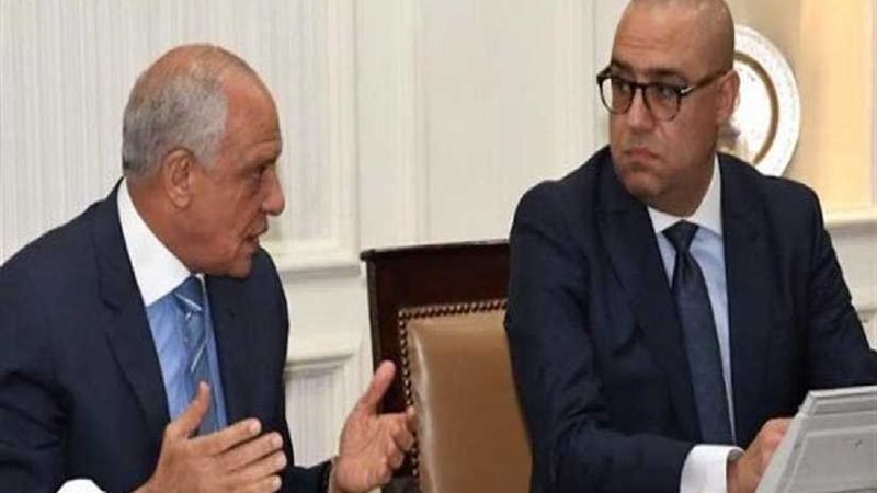 وزير الإسكان ومحافظ