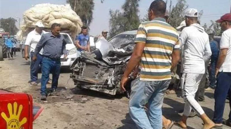 مصرع شخص وإصابة زوجين