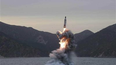 كوريا الشمالية تؤكد إطلاقها بنجاح صاروخا باليستيا جديدا من غواصة