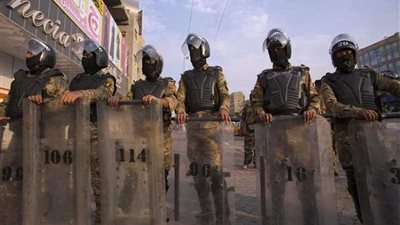 العراق: تشكيل لجنة رسمية للتعامل مع مطالب المتظاهرين