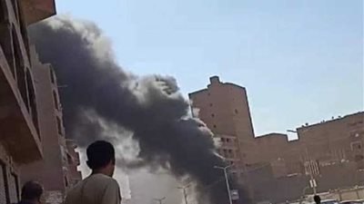 نيابة الخصوص تعاين موقع حريق كابينة الكهرباء