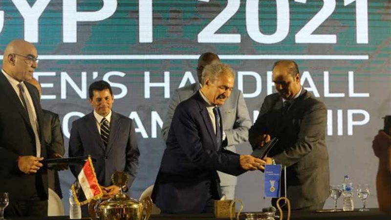 وزير الرياضة يشهد