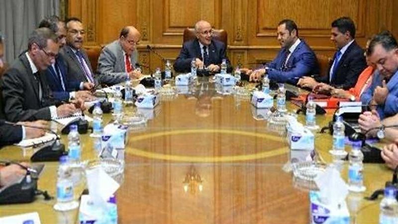 وزير الإنتاج الحربي