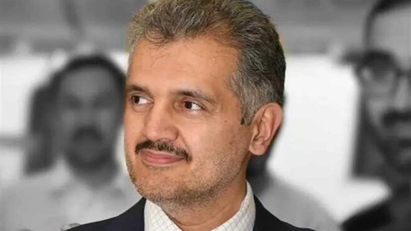 دبلوماسي أفغاني يعلن