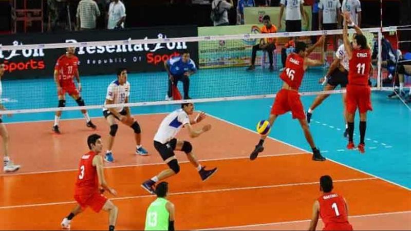 فراعنة الطائرة يسعون