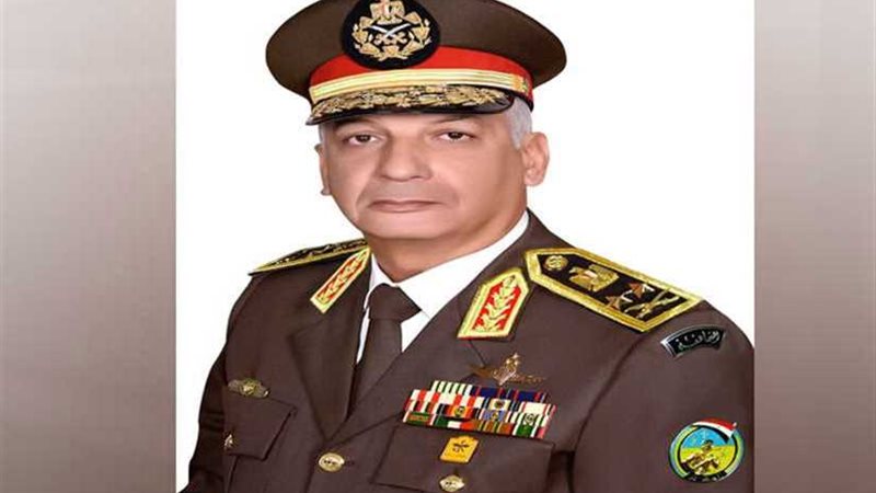 وزير الدفاع ينيب