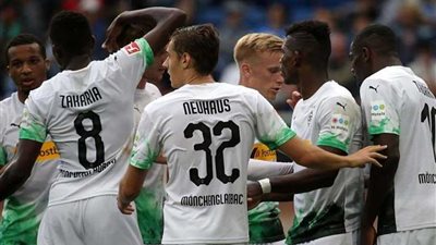 بوروسيا مونشنجلادباخ يتصدر الدوري الألماني بفوزه على أوجسبورج 5ـ1