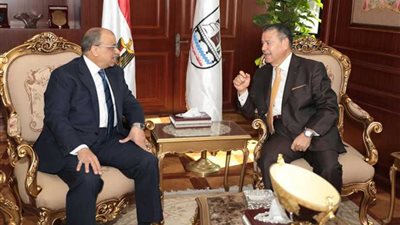 محافظ بني سويف يستقبل وزير التنمية المحلية