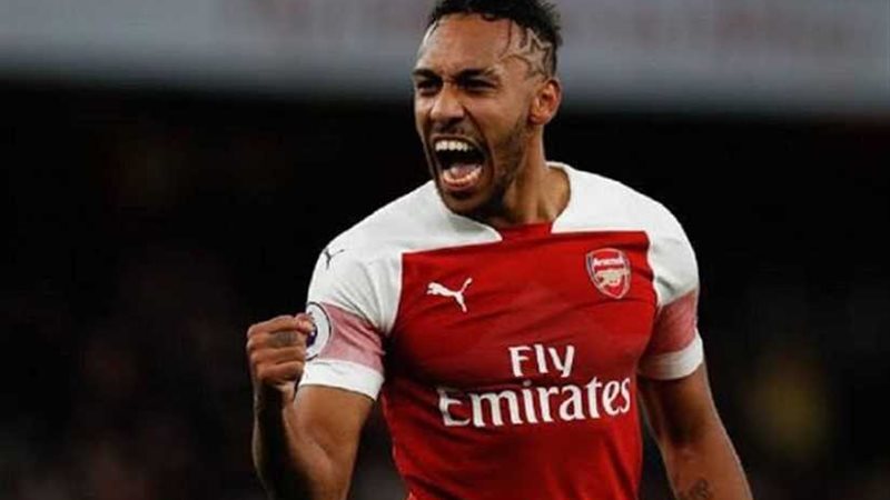 آرسنال يتخطى عقبة