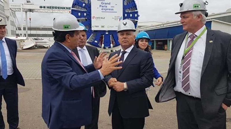 وزير النقل يتفقد