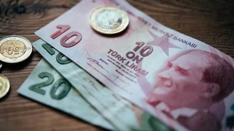 الليرة التركية تتراجع