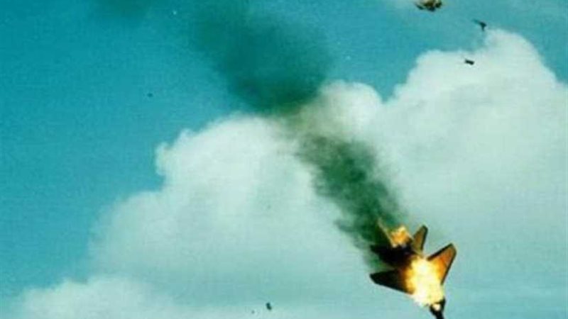 عاجل.. إسقاط طائرة