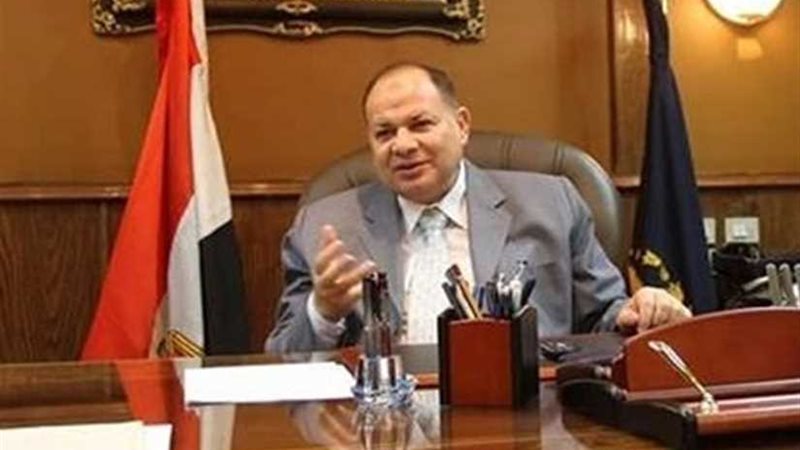 محافظ الفيوم يبحث