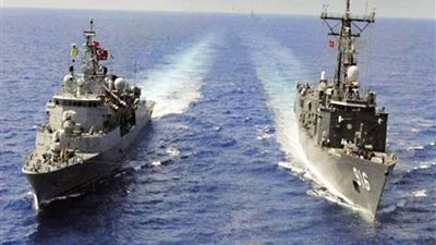 القوات البحرية المصرية والكورية الجنوبية تنفذان تدريبًا عابرًا بالبحر المتوسط