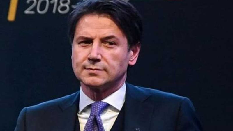 كونتي يدعو تركيا