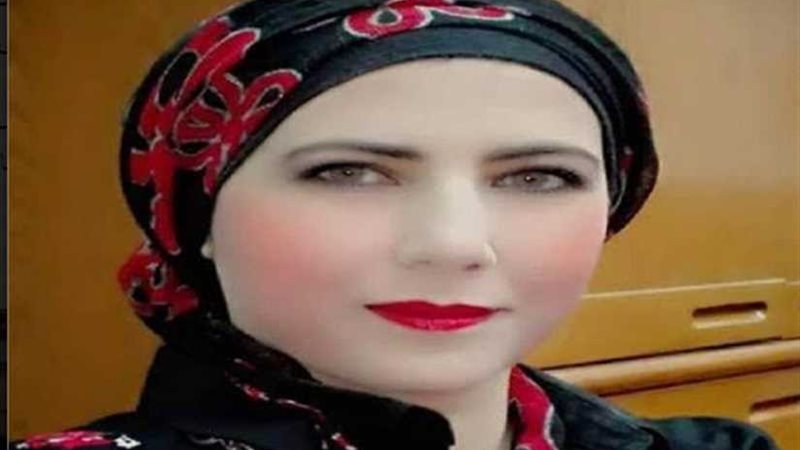 نيفين منصور تفتح