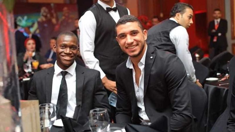 لاعبو الأهلي يغادرون