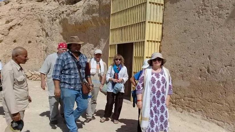 وفد روسي يزور آثار