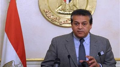 وزير التعليم العالي يتلقى تقريرا حول أول زيارة علمية لطلاب الجامعة التكنولوجية بالدلتا