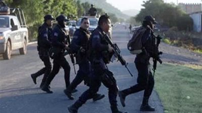 مقتل وإصابة 22 شرطيا مكسيكيا في كمين نصبه مسلحون غرب البلاد