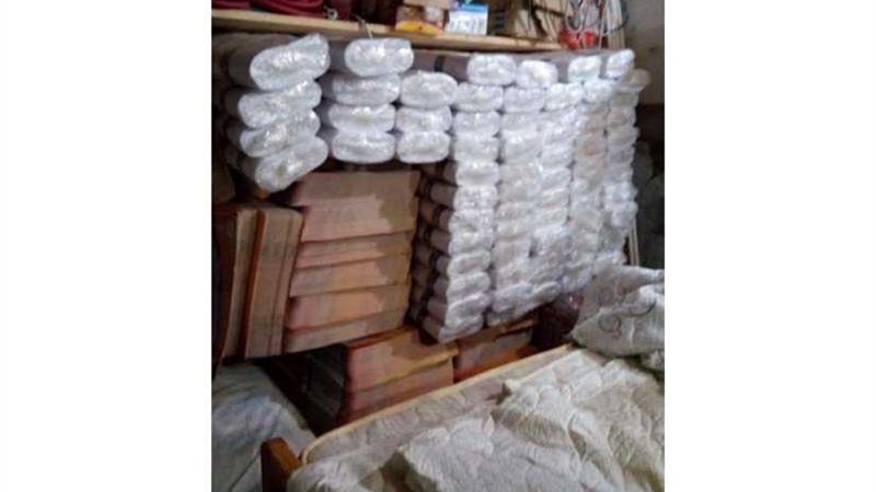 ضبط مصنع لتصنيع المراتب